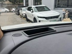 Voyah Lantu Dreamer PHEV four-wheel drive flagship Kunpeng version - фото 4