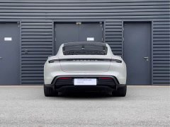 Porsche Taycan - фото 4