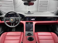 Porsche Taycan - фото 9