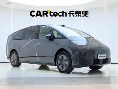 Li Auto Ideal MEGA Ultra smart refresh version - фото 4