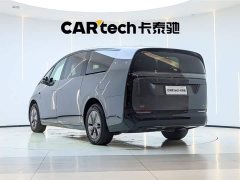Li Auto Ideal MEGA Ultra smart refresh version - фото 8