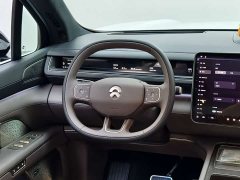 NIO ES8 2026 Six-seater Executive Deluxe Edition - фото 20