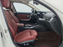 BMW 3 Series 320Li M Sport Package - фото 9