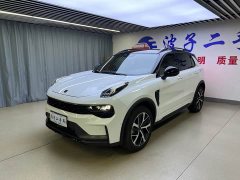Lynk & Co 01 2.0TD four-wheel drive Halo - фото 1