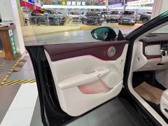 Voyah Lantu Zhiyin AWD Qiankun Edition - фото 8