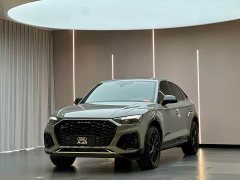 Audi Q5L Sportback 40 TFSI luxury - фото 1