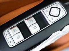 Hongqi H9 2.0T two-wheel drive Qixiang luxury business version 5 seats - фото 15