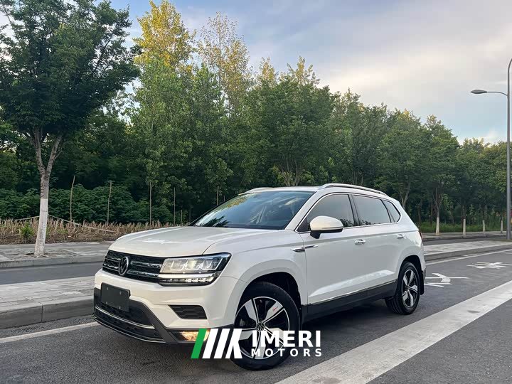 Lynk & Co Tuyue 280TSI two-wheel drive comfort version - автомобиль из Китая
