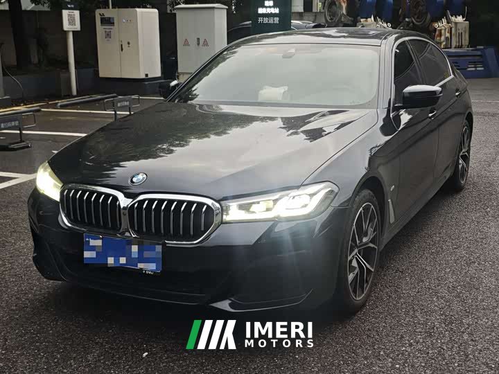 BMW 5 Series Facelift Three 530Li Exclusive M Sports Package - автомобиль из Китая