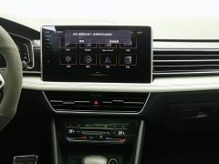 Volkswagen Tiguan L 330TSI automatic two-wheel drive R-Line version - фото 12