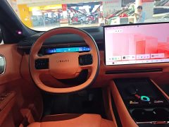 Lynk & Co 900 1.5T Ultra 6-seater - фото 12