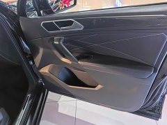 Volkswagen Tiguan L 330TSI automatic two-wheel drive R-Line version - фото 15