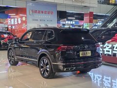 Volkswagen Tiguan L 330TSI automatic two-wheel drive R-Line version - фото 17