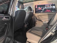 Volkswagen Tiguan L 330TSI automatic two-wheel drive R-Line version - фото 8