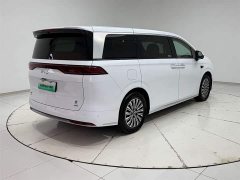 Lynk & Co Summer DM-i 1.5T 180km transcendent type - фото 8
