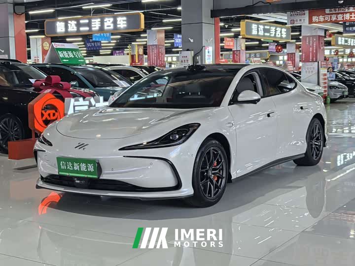 Li Auto Zhiji L6 Max long battery life version