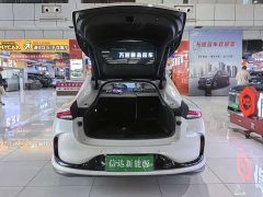 Li Auto Zhiji L6 Max long battery life version - фото 20
