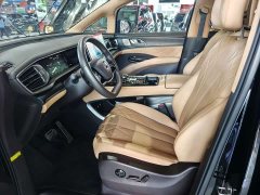 Denza D9 DM-i smart driving version 1020 four-wheel drive flagship - фото 10