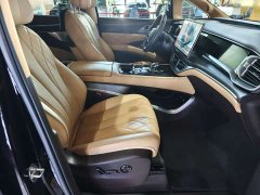 Denza D9 DM-i smart driving version 1020 four-wheel drive flagship - фото 15