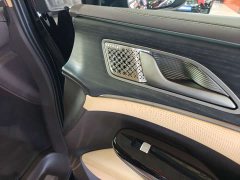 Denza D9 DM-i smart driving version 1020 four-wheel drive flagship - фото 16