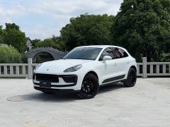 Porsche Macan 2.0T - фото 1