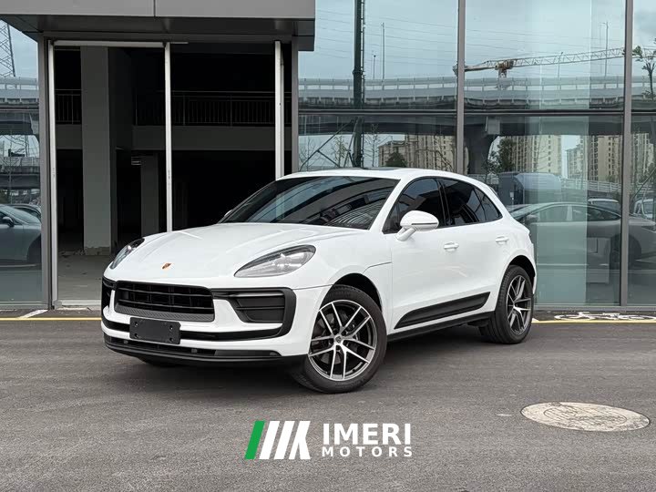 Porsche Macan 2.0T Dream Edition - автомобиль из Китая