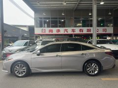 Toyota Avalon 2019 Hybrid 2.5L Luxury Edition China VI - фото 3