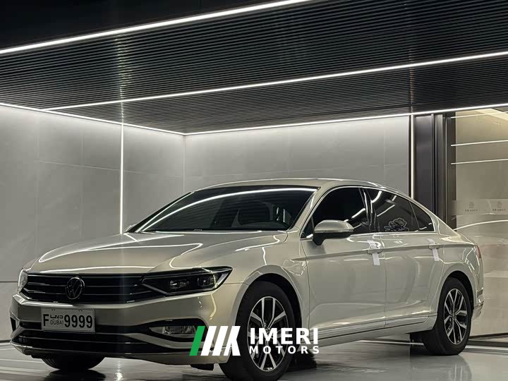 Volkswagen Magotan 2021 330TSI DSG 30th Anniversary Edition - автомобиль из Китая