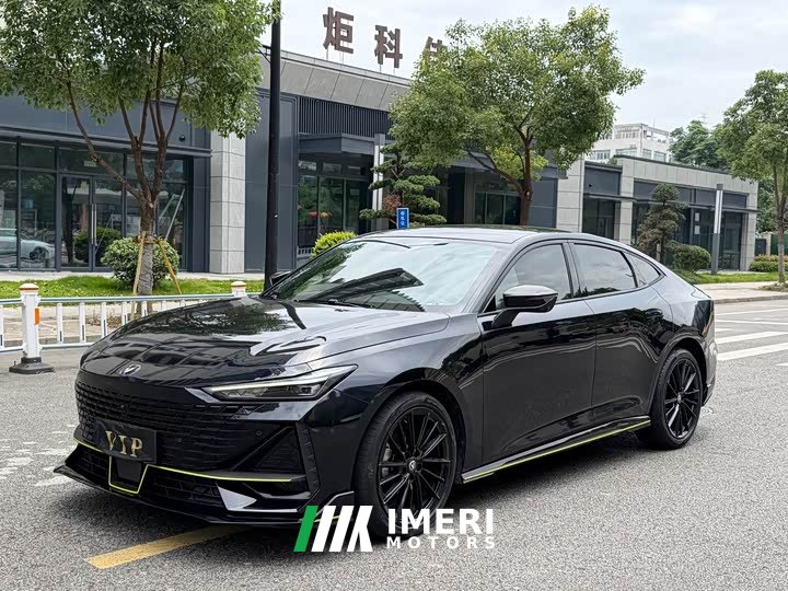 Changan UNI-V 1.5T sports version - автомобиль из Китая
