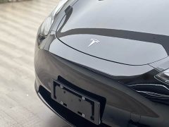 Tesla Model Y standard range rear-wheel drive version - фото 8