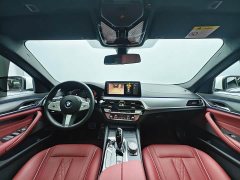 BMW 5 Series 530Li leading M sports package - фото 13