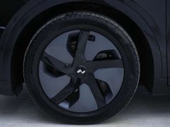 Li Auto Ledo L60 2024 60kWh rear-wheel drive version - фото 12