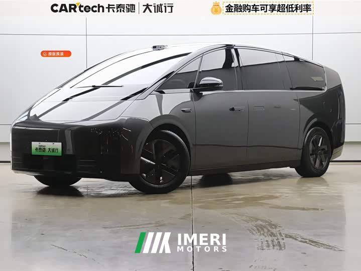 Li Auto Ideal MEGA Home Family Special Edition - автомобиль из Китая