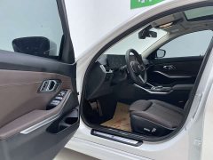 BMW 3 Series 320i M Sports Package - фото 15