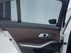 BMW 3 Series 320i M Sports Package - фото 16