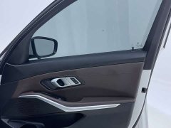 BMW 3 Series 320i M Sports Package - фото 20