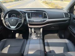 Toyota Highlander 2.0T 2WD Luxury 7-Seater - фото 15