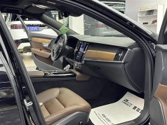 Volvo S90 plug-in hybrid facelift T8 E-drive hybrid Zhiyi luxury version - фото 8