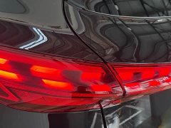 Audi Q5L 2.0T Exclusive Edition for Ten Million Users - фото 10