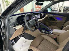 Audi Q5L 2.0T Exclusive Edition for Ten Million Users - фото 6