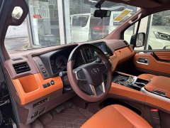 Toyota Hiace 3.5L Automatic - фото 4