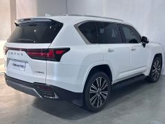 Lexus LX 2022 600 Signature Middle East Edition - фото 6