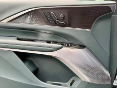Lynk & Co IQ Ruige Rear Drive Long Range Premium Edition - фото 17