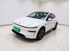 Tesla Model Y rear-wheel drive version - фото 1