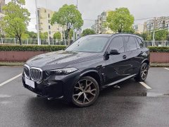 BMW X5 2023 xDrive 30Li Exclusive M Sports Night Package - фото 1