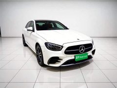 Mercedes-Benz E-Class facelift E 300 L sporty and stylish - фото 3
