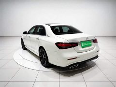 Mercedes-Benz E-Class facelift E 300 L sporty and stylish - фото 4