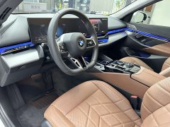 BMW 5 Series 530Li Leading M Sports Package - фото 10