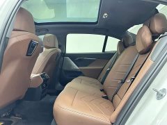 BMW 5 Series 530Li Leading M Sports Package - фото 11