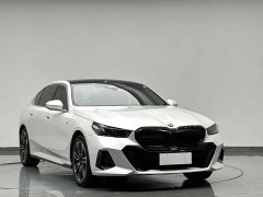 BMW 5 Series 530Li Leading M Sports Package - фото 4